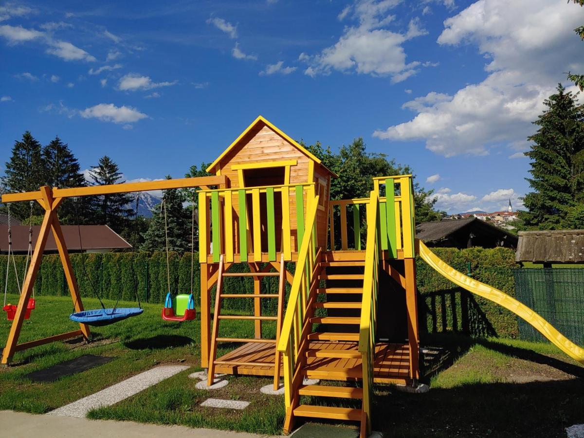 Apartments And Wellness Jelovca Radovljica Exteriör bild