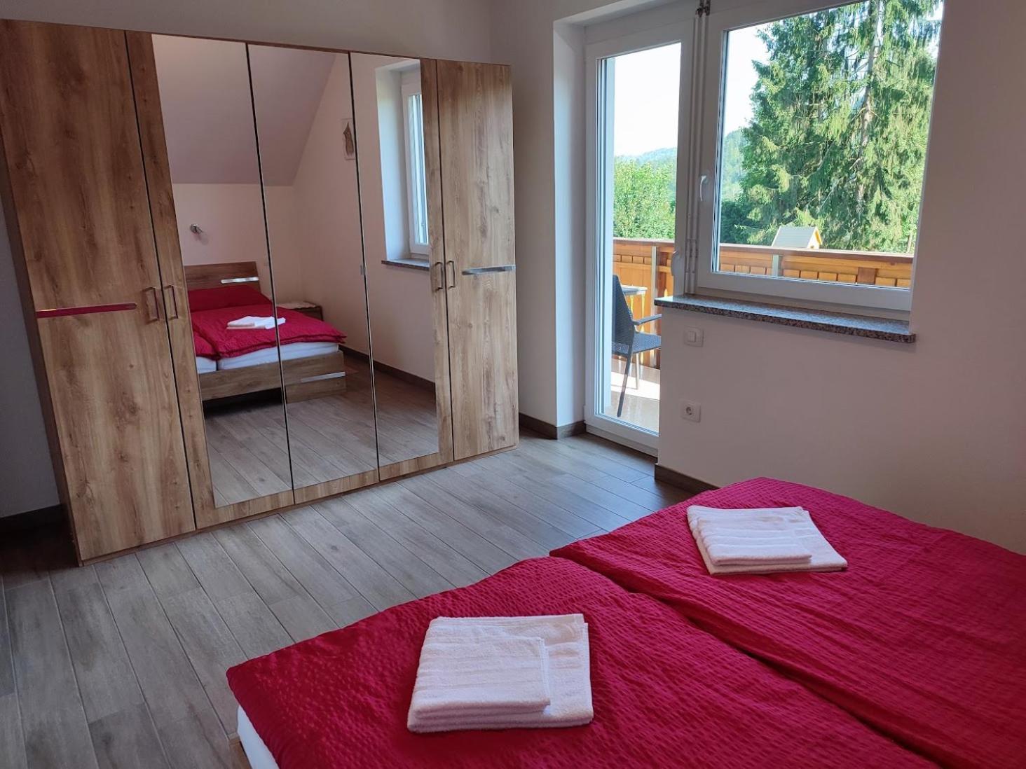 Apartments And Wellness Jelovca Radovljica Exteriör bild